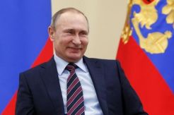 Putin: Idul Fitri Ubah Orang Beriman ke Nilai Spiritual Tinggi