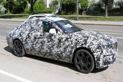 Rolls-Royce Ghost Facelift Terungkap di Tengah Jalan