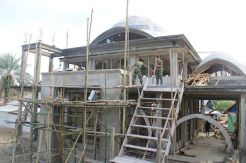 Satgas Yonif 136/TS  Bantu Bangun Masjid di Kabupaten Aru