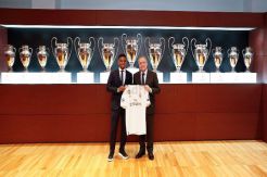 Real Madrid Resmi Perkenalkan Rodrygo Goes