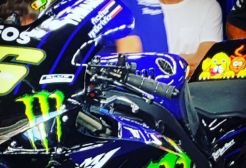 Valentino Rossi Lebih Suka Gunakan Rem Jempol