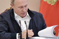 Putin: Tidak Ada Bukti Rusia Tembak Jatuh MH-17