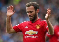 Bertahan di Manchester United, Mata Kehilangan Rp810 Juta Per Pekan