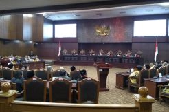 Sidang Putusan MK, Hakim Terima Perbaikan Gugatan Prabowo-Sandi