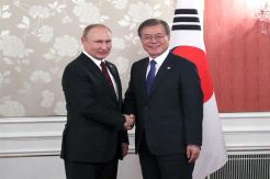 Putin: Kim Jong-un Bongkar Nuklir jika Keamanan Korut Dijamin