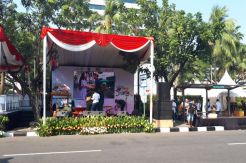 Jakarnaval 2019 Hadirkan Puluhan Mobil Hias hingga Musisi Papan Atas