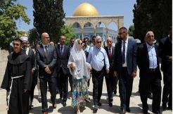 Israel Lepaskan Menteri Palestina setelah Menahannya Beberapa Jam