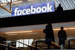WhatsApp Down, Facebook...