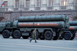 Hari Minggu, S-400 Rusia yang Dibeli Turki Diangkut Pesawat