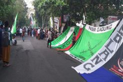 Ratusan Massa Minta Habib Bahar Dibebaskan
