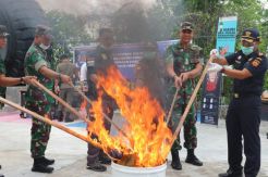 Lindungi Masyarakat, Bea Cukai Musnahkan Barang-barang Ilegal