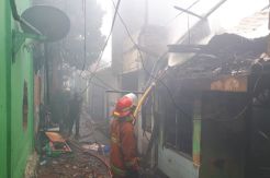 Kebakaran di Kampung Bali Matraman Diduga Akibat Korsleting