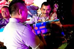 Polisi Idola Masyarakat, Miliki 5.000 Teman dan 1.000 Mengantre di Medsos