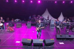 Konser Musik Spesial Digelar di Pinggir Pantai Jakarta