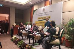 Bupati Nelson Menjadi Pemateri di Rakornas PLHK