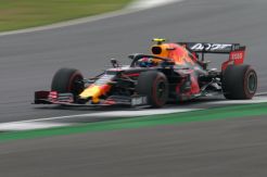 Pierre Gasly Tercepat di FP 1, Grosjean Kecelakaan di Pitlane