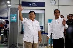 Ketua DPR: Pertemuan Jokowi-Prabowo Momentum Akhiri Polarisasi di Masyarakat
