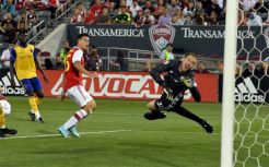 Debut Manis Martinelli Warnai Kemenangan Arsenal atas Colorado