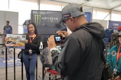 Berikan yang Terbaik, Paddock Monster Energy Yamaha  Disambangi Fans