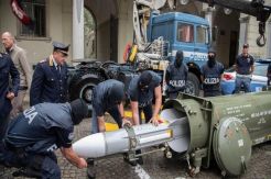 Polisi Italia Rampas Rudal 800 Kg Milik Kelompok Pro-Nazi