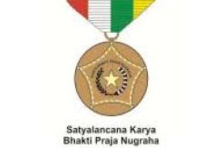 Wali Kota Pekanbaru Terima Satyalancana Karya Bhakti Praja Nugraha dari Presiden