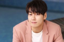 Aktor Komedi Kim Young...