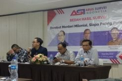 Empat Alasan Kenapa Jokowi Perlu Angkat Menteri Kalangan Milenial