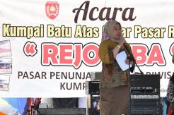 Bupati Kobar Nurhidayah Buka Pasar Rejo KBA