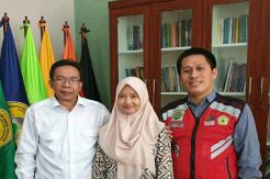 Berprestasi, Anak Tukang Becak Ini Diminta Jadi Dosen Luar Biasa