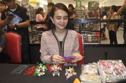 Hobi Koleksi Robot Gundam,...