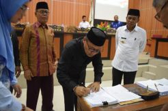 Wali kota Palu Hadiri Rapat Paripurna DPRD Kota Palu