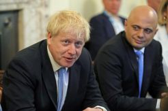 Boris Johnson Pastikan...