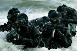 Indispliner, AS Pulangkan Tim Elit Navy SEAL dari Irak