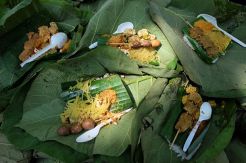 Nasi Buwuhan Buah Tangan Pengikat Lidah