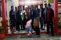 Rampas Mobil dan Aniaya Korban, Suami Istri Ini Dibekuk Polisi