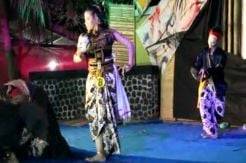 Sendratari Panji Mbarang Jantur Pentas di Pancer Dorr Summer Festival