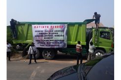 Langgar Jam Operasional, Lima Truk Tanah Dihentikan Warga Dadap