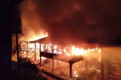 Gara-gara Korsleting, Enam Rumah di Merangin Ludes Terbakar