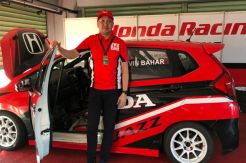 Alvin Bahar Matangkan...