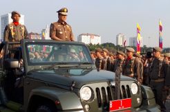 Anies Minta Personel Satpol PP Bersikap Tegas dan Ramah saat Bertugas