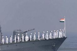 Kashmir Bergejolak, Kapal-kapal Perang India Siaga Tinggi