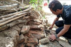 Struktur Batu Bata Kuno di Dawarblandong Pemukiman Kerajaan Majapahit