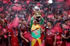Goyangan Adrian Ingatkan...