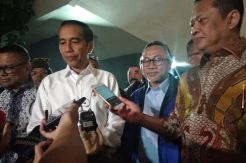 Datang ke Gedung DPR, Jokowi Cek Podium Pidato Kenegaraan
