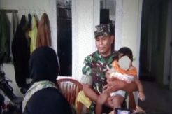 Bayi Ini Ditemukan Memeluk Jasad Ayahnya Selama 3 Hari