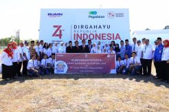 Pelni Bersama Pegadaian Gelar Upacara HUT RI ke-74 di Namlea