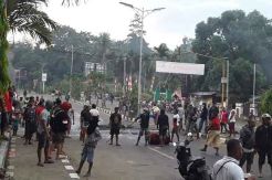 Massa Blokade Jalan di Jayapura, Polisi: Masih Dipantau