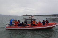 2 Tim Selam Basarnas Dikerahkan Mencari Korban Kapal Terbakar