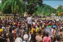 Giliran Aksi Demo Masyarakat Kepulauan Yapen Papua Dikawal Ketat Aparat