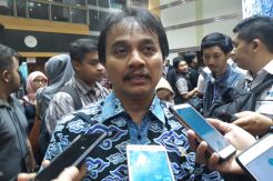 Pengadaan Rp147 M, Roy Suryo Sarankan Menteri Jokowi Pakai Mobil Rental